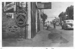 Garage du Centre: Grand route, Gaurain-Ramecroix 
(Belgium)
